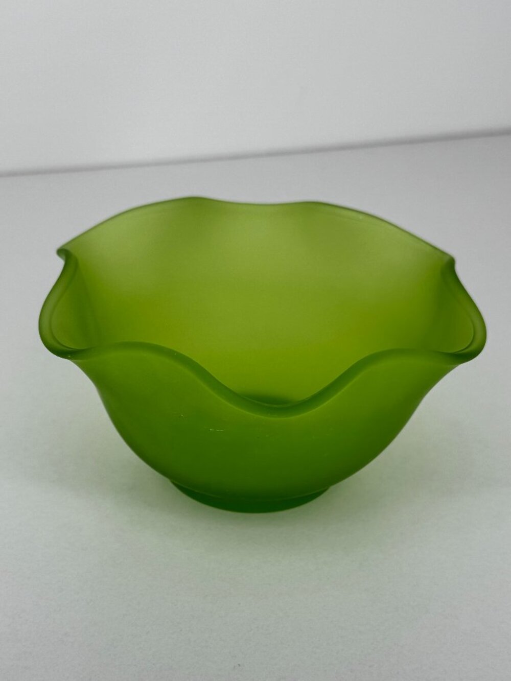 Vintage MCM Avocado Green Satin Frosted Glass Ruffled Bowl / Dish